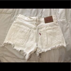 Mid Rise Levi Shorts